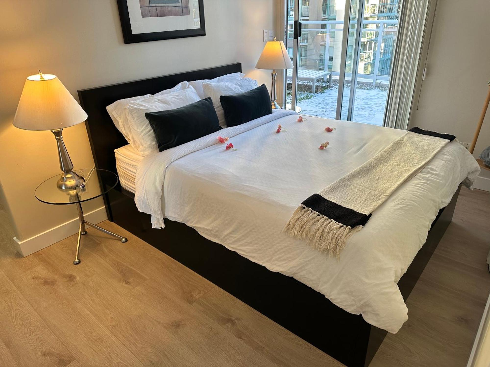 Penthouses Of Beach Ave Βανκούβερ Εξωτερικό φωτογραφία