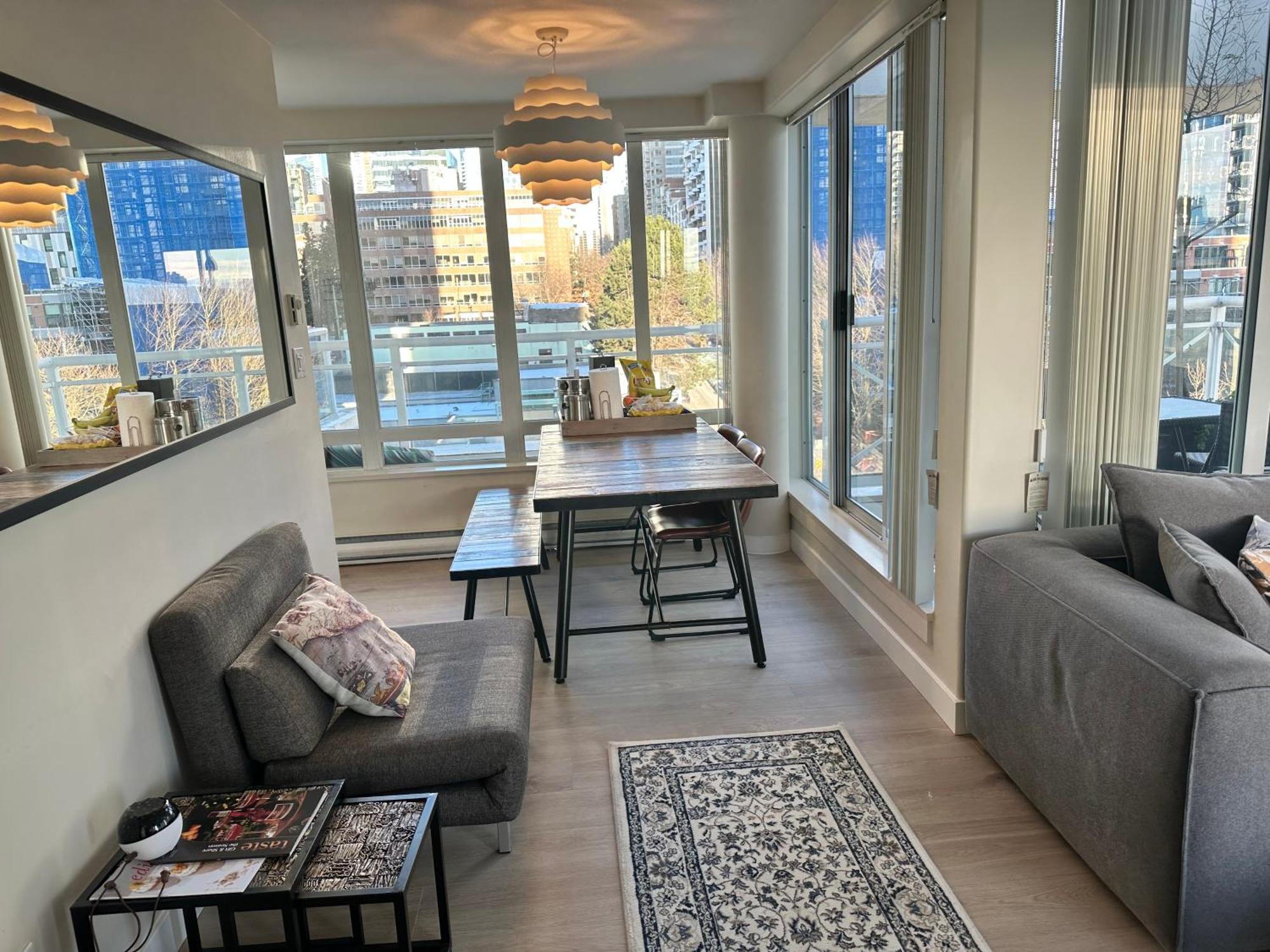 Penthouses Of Beach Ave Βανκούβερ Εξωτερικό φωτογραφία